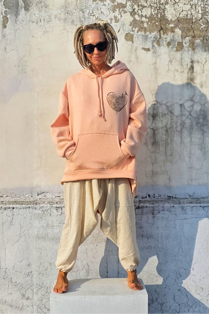 Brzoskwiniowa bluza oversize „Heart”