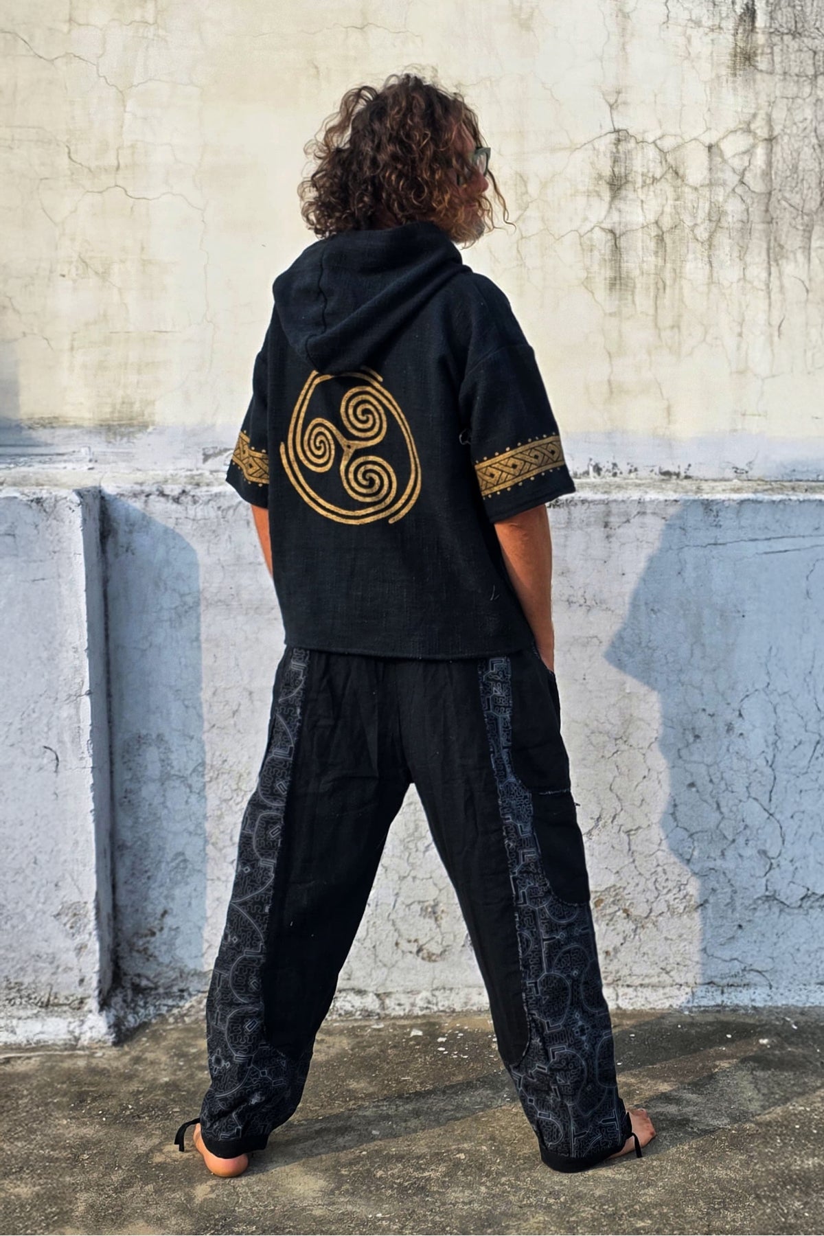 Bluza Tribal Spirit z kapturem