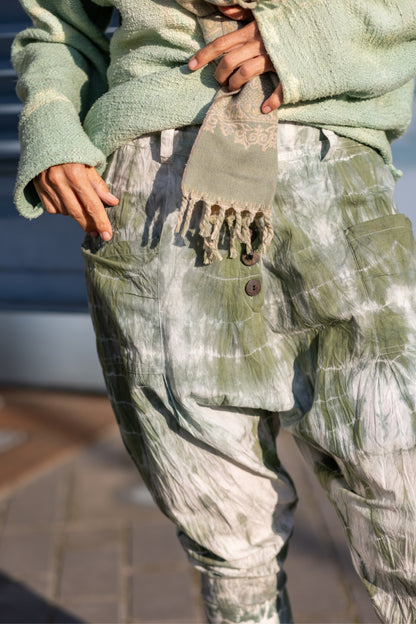 Swobodne spodnie tie dye