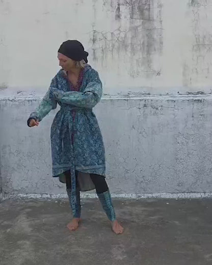 Płaszcz boho z kapturem – orientalny patchwork [kolor 2]