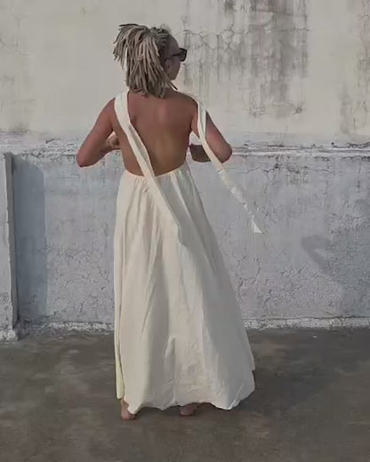Letnia sukienka maxi z dekoltem halter